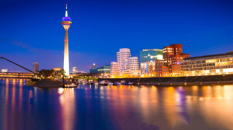  What is common reason behind the Dusseldorf?